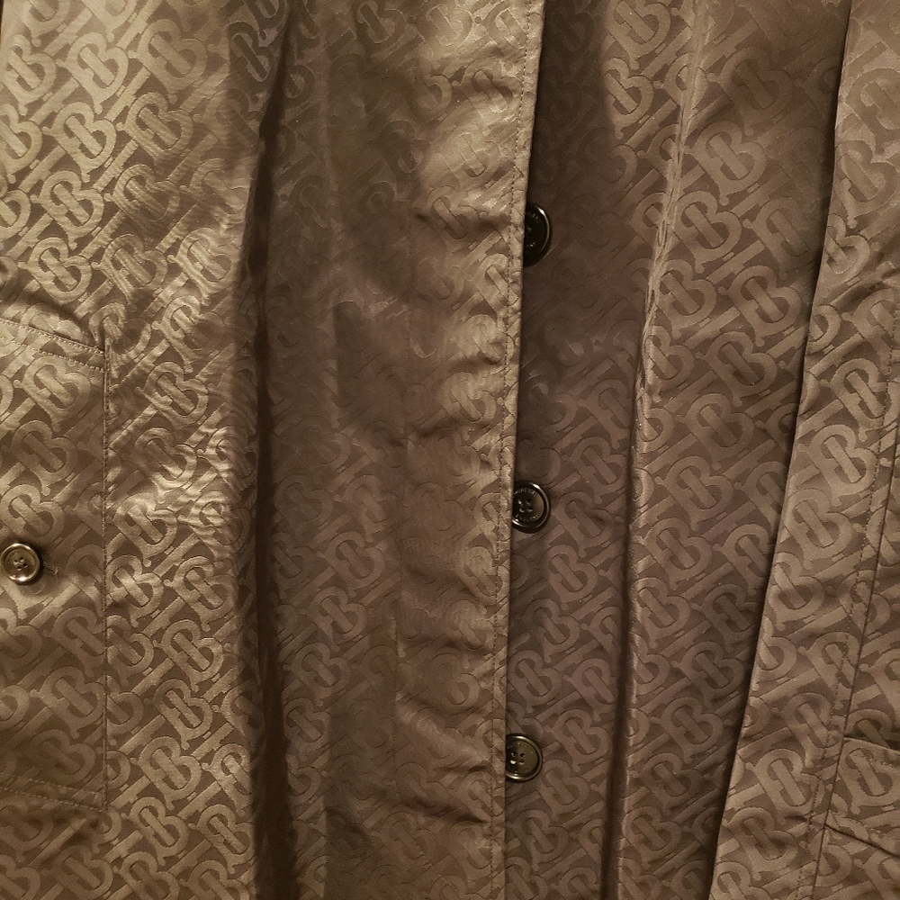 Burberry Coat - Picture 6 of 8